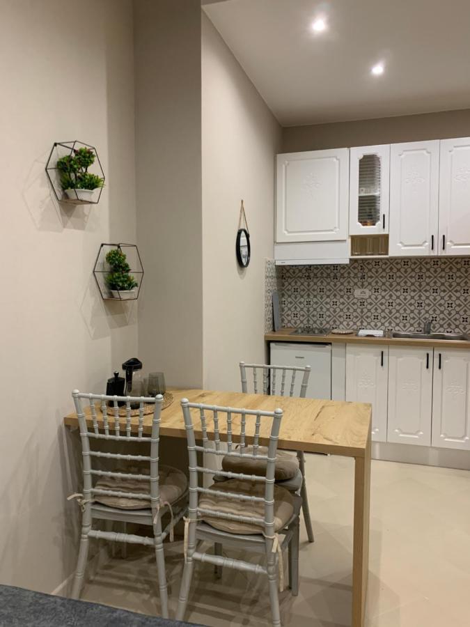 Girasole Apartments Vlorë Εξωτερικό φωτογραφία