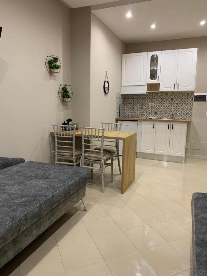 Girasole Apartments Vlorë Εξωτερικό φωτογραφία