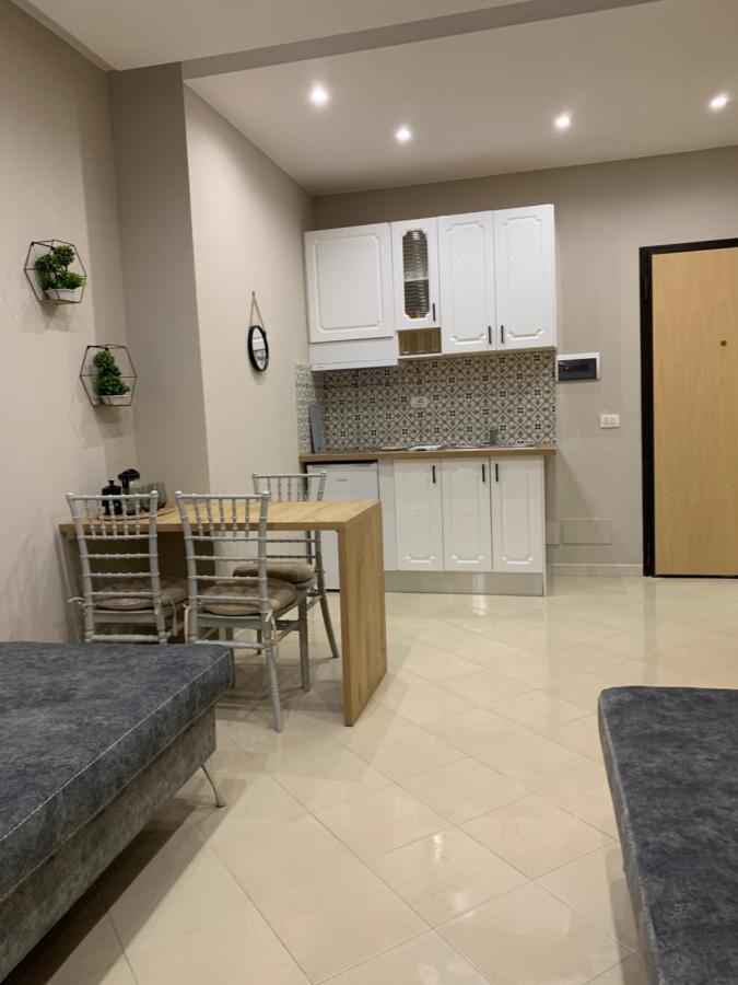 Girasole Apartments Vlorë Εξωτερικό φωτογραφία