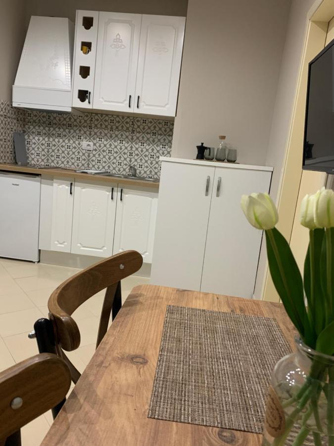 Girasole Apartments Vlorë Εξωτερικό φωτογραφία