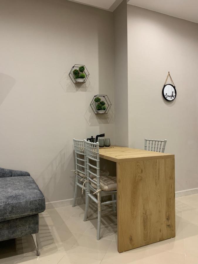 Girasole Apartments Vlorë Εξωτερικό φωτογραφία